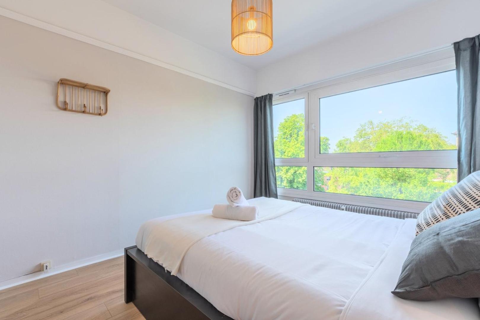 Spacious 3 Bedroom Apartment & Private Parking! Lambersart Exterior foto
